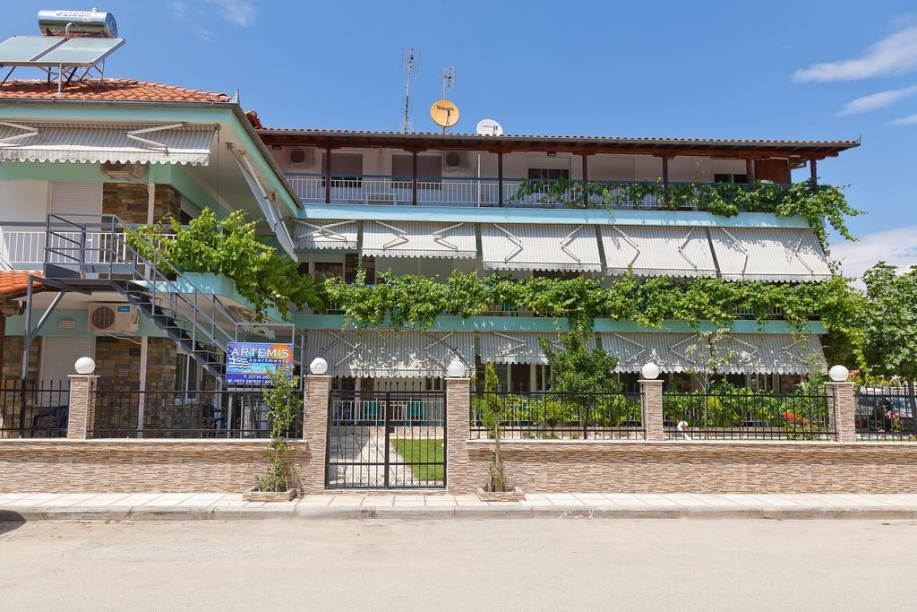 Artemis Apartments Dioniszíu-part Kültér fotó
