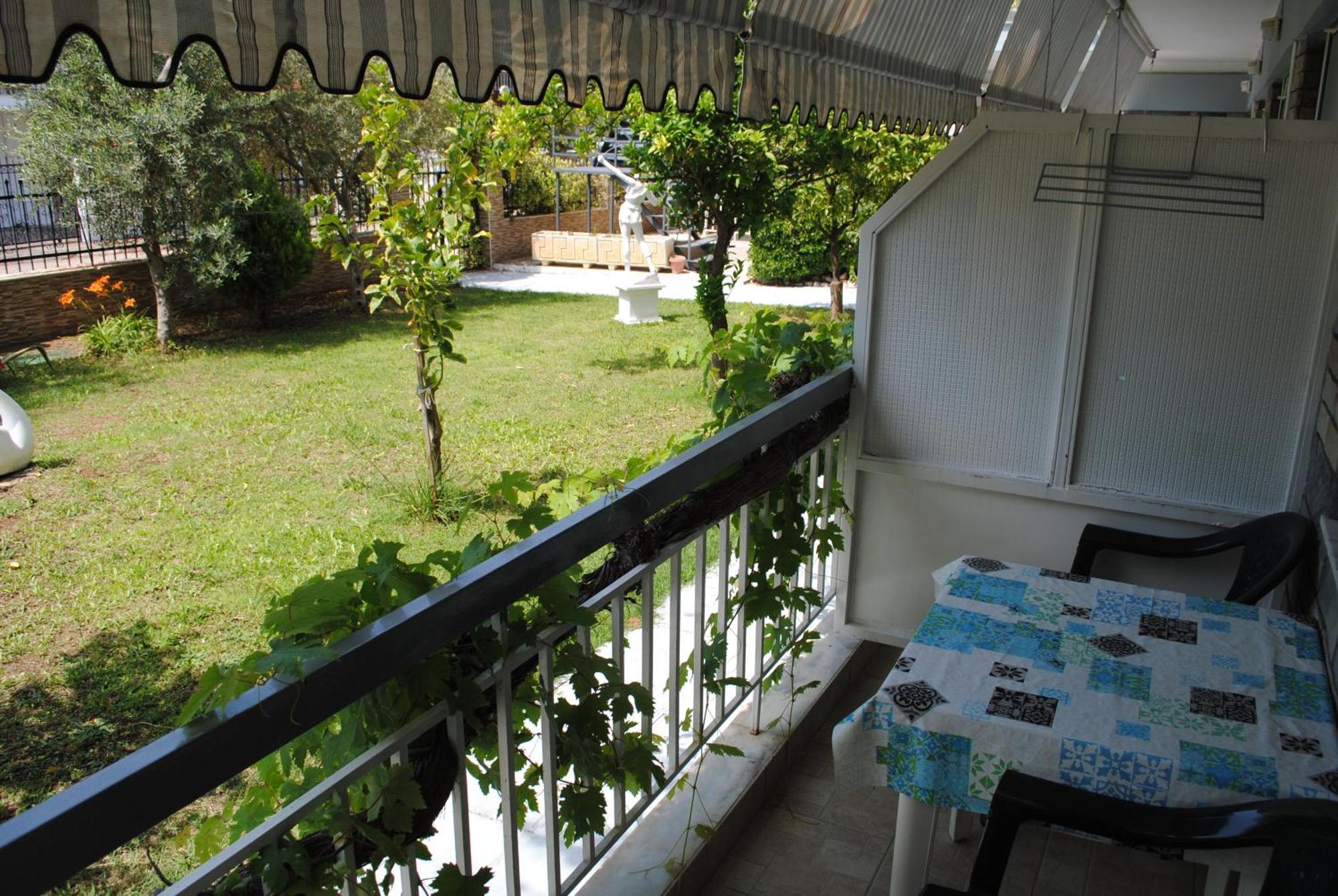 Artemis Apartments Dioniszíu-part Kültér fotó