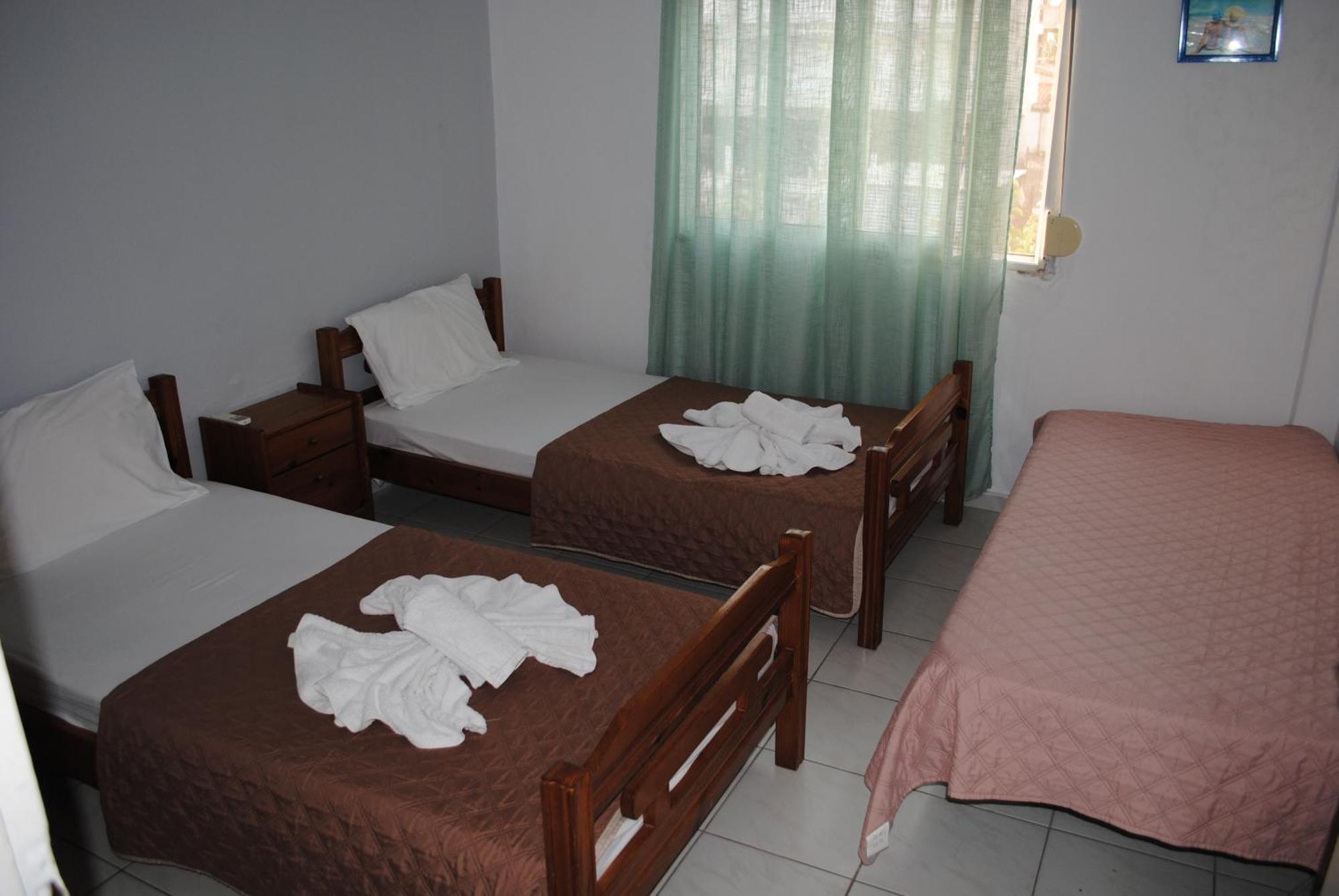 Artemis Apartments Dioniszíu-part Kültér fotó
