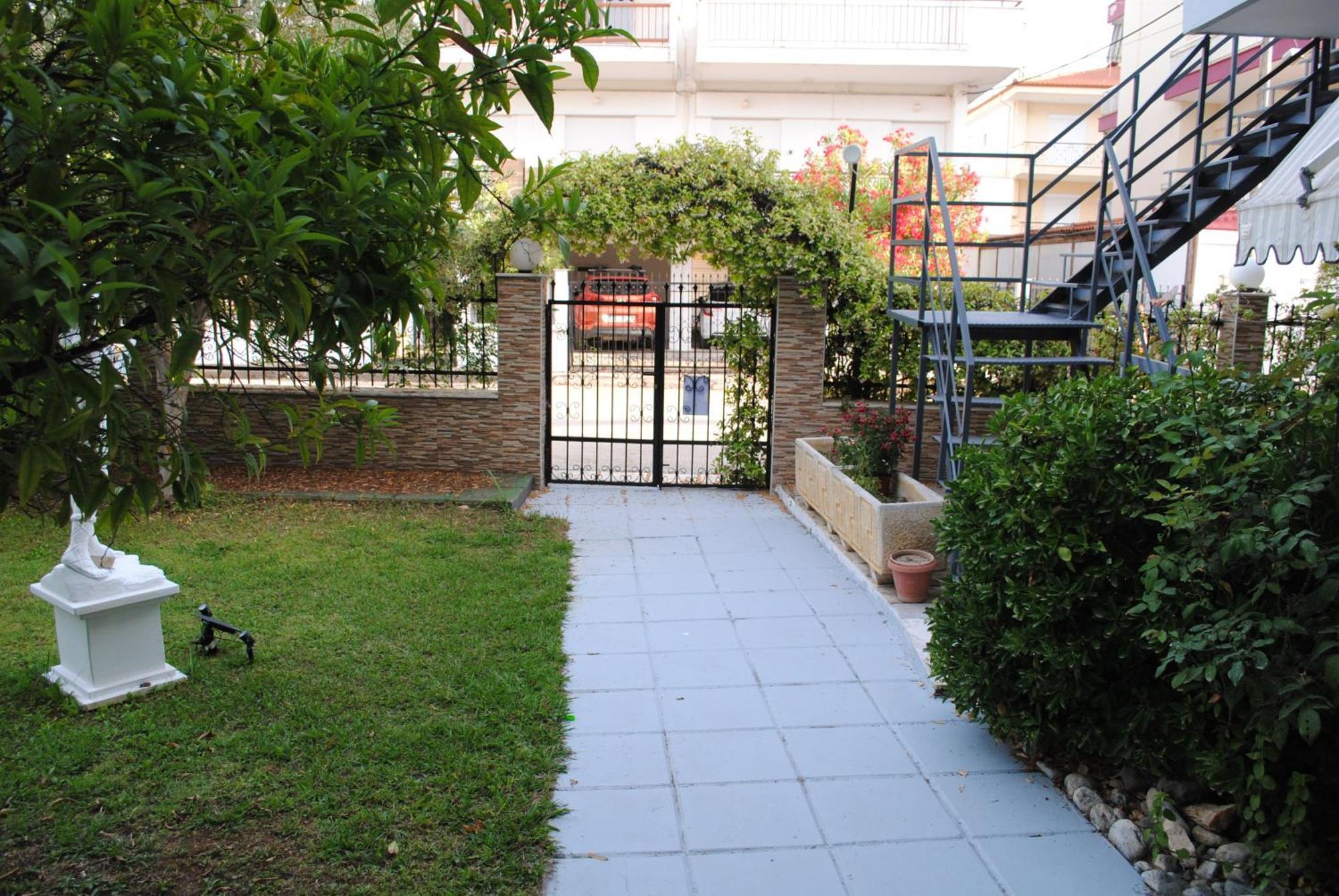 Artemis Apartments Dioniszíu-part Kültér fotó