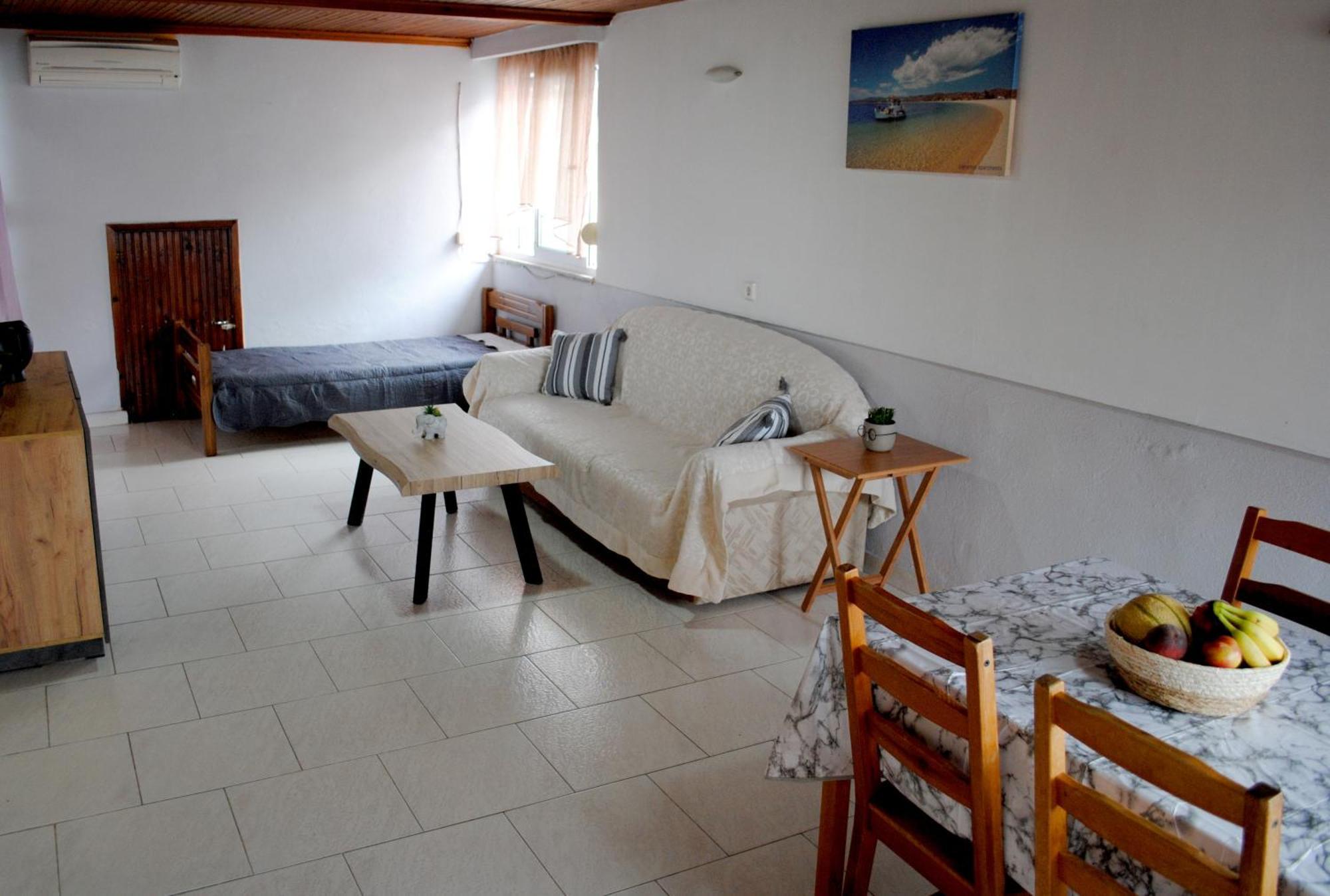 Artemis Apartments Dioniszíu-part Kültér fotó
