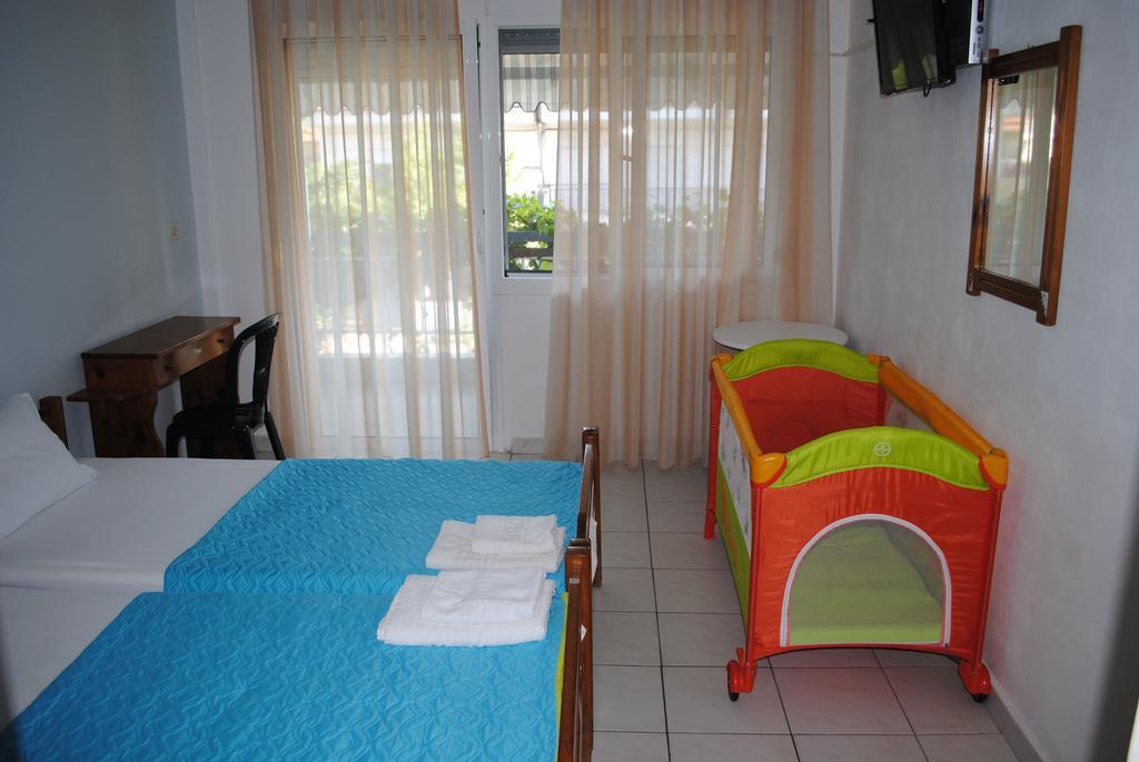 Artemis Apartments Dioniszíu-part Kültér fotó