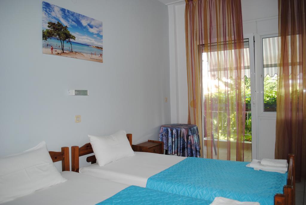 Artemis Apartments Dioniszíu-part Kültér fotó